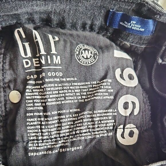 GAP Black Ankle Cropped Jeans with Frayed Hem - Picture 7 of 16